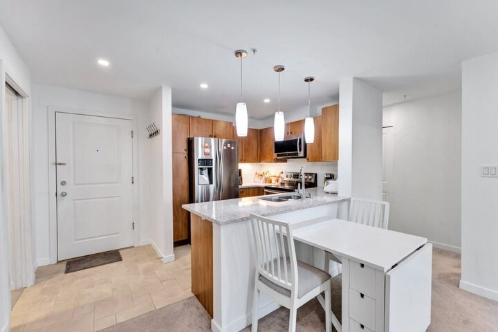 Property Photo: 6508 Denbigh Avenue 320 BC V5H 4W6