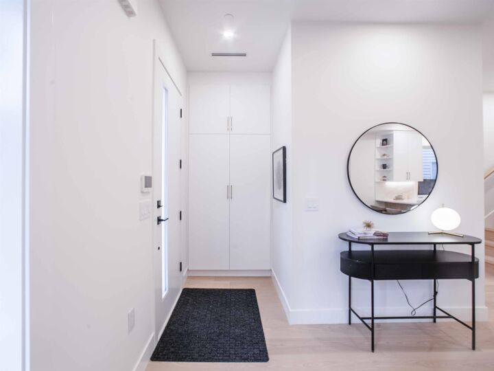 Property Photo: 2785 W 21 Avenue 1 BC V6L 1K4
