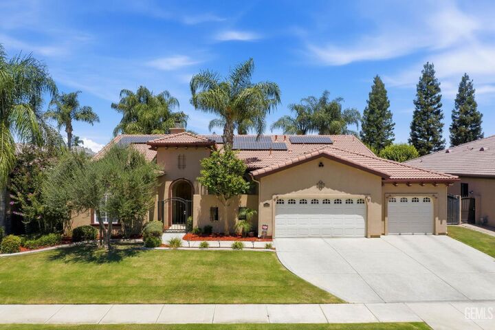 Property Photo: 10200 Patterson Street CA 93311