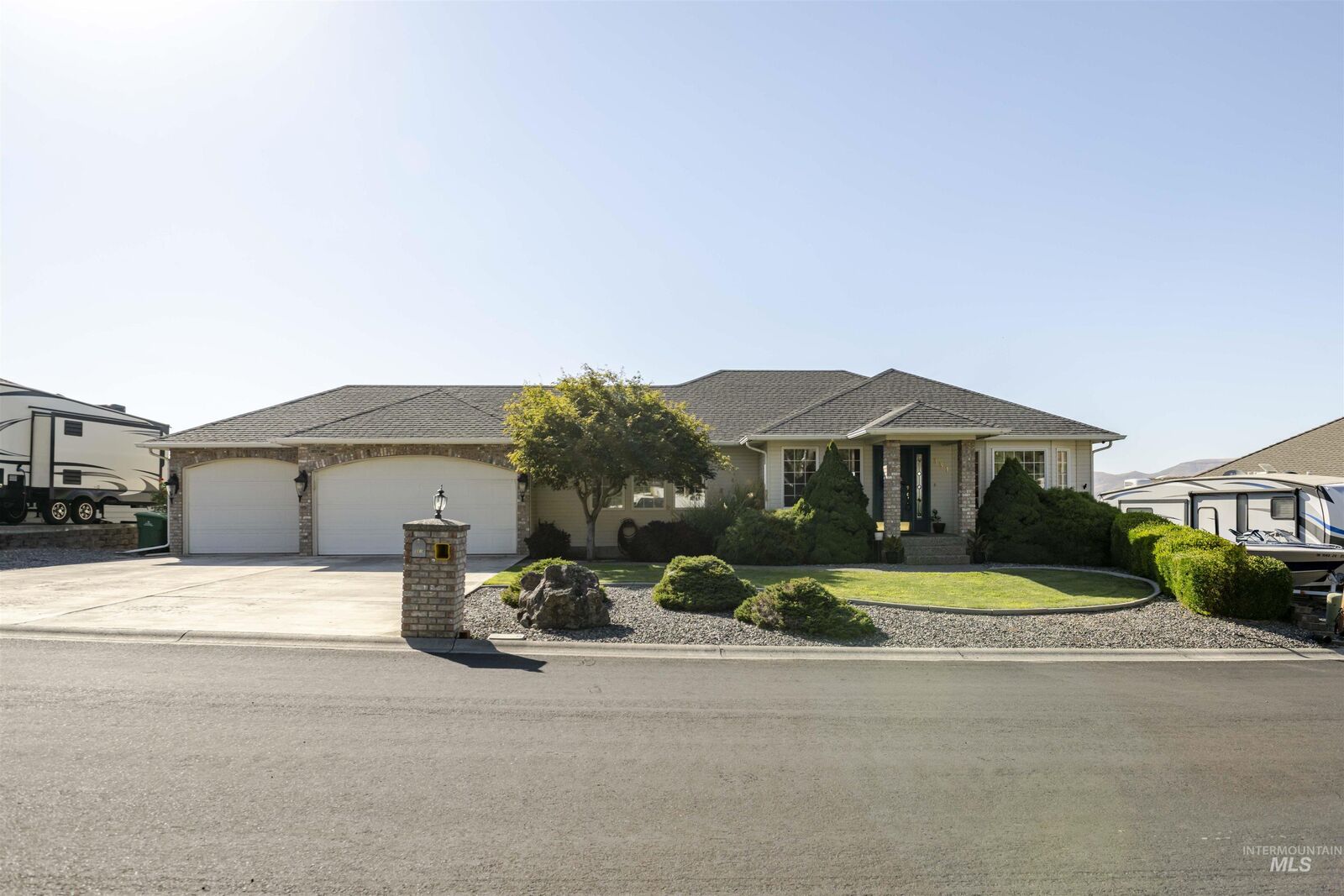 Property Photo:  331 Reservoir Dr  ID 83501 