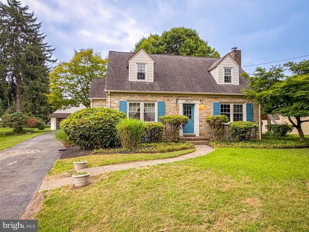 Property Photo:  52 Knowles  PA 18966 