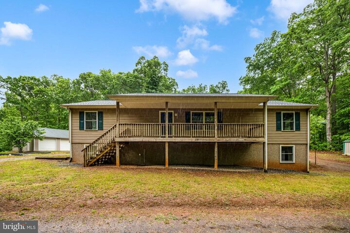 Property Photo:  28494 Constitution Highway  VA 22542 