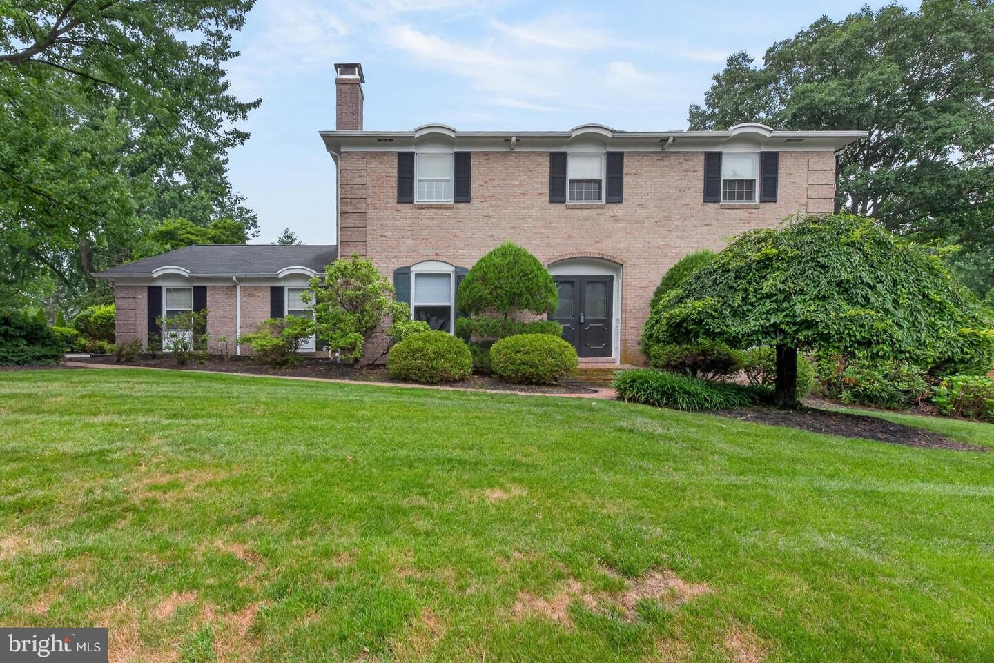 Property Photo: 1108 Mill Mar Road PA 17601