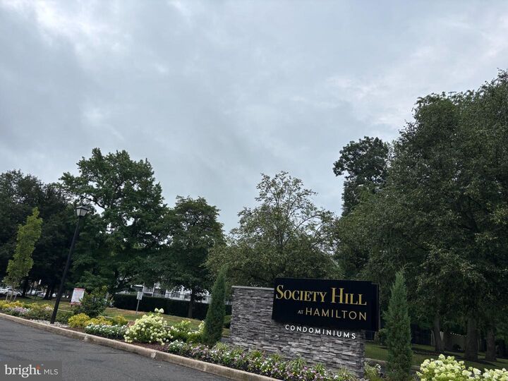 Property Photo:  17 Holly Court  NJ 08619 
