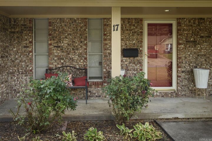 Property Photo:  17 Bradford Drive  AR 72227 