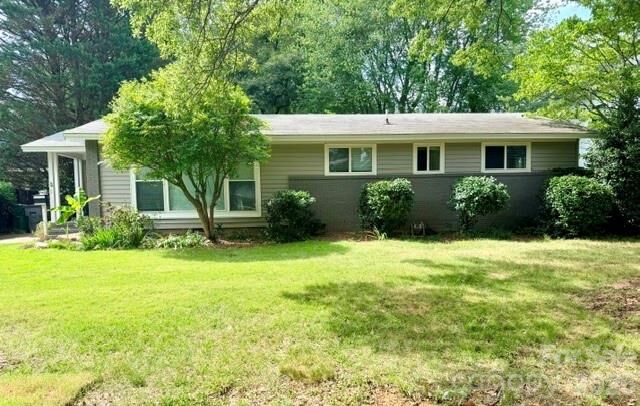Property Photo: 3836 Annlin Avenue NC 28209