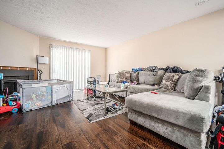 Property Photo:  5971 Shadow Lake Circle  OH 43235 
