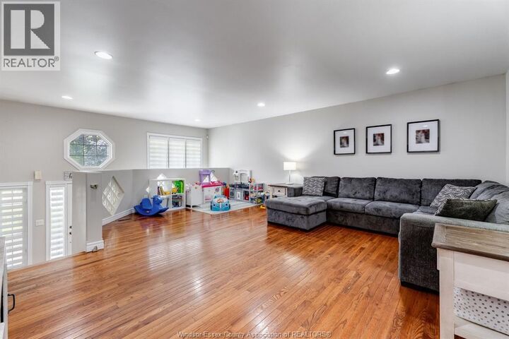 Property Photo: 1520 Maple ON N9J 3L3