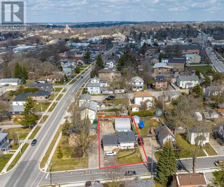 Property Photo:  117 Wonham Street South  ON N5C 2Y9 