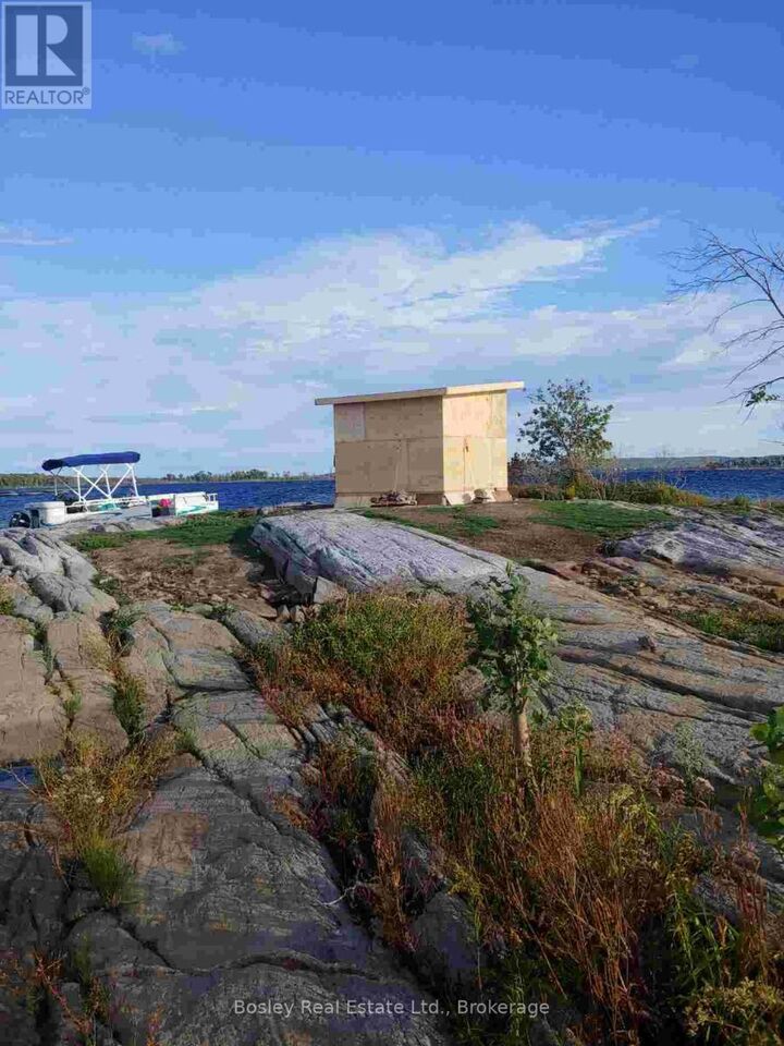 Property Photo:  115 Georgian Bay Port Severn Street 2  ON L0K 2A0 