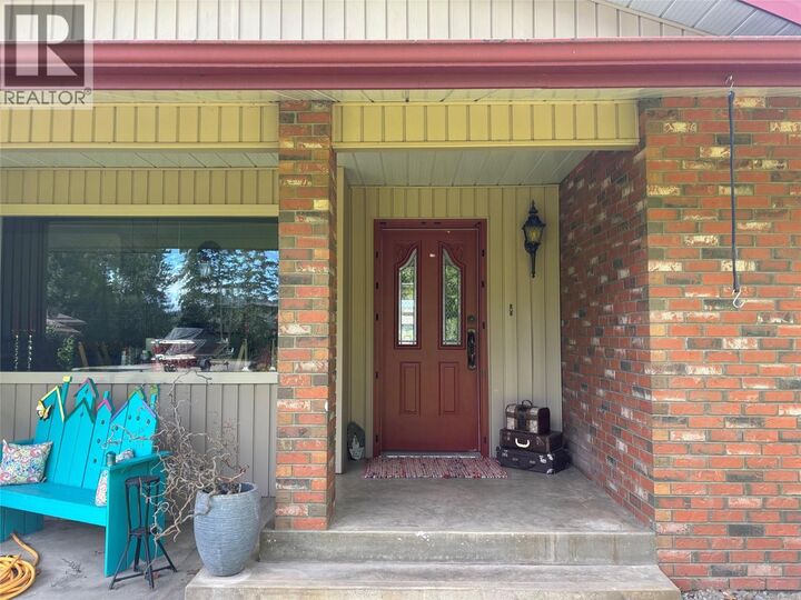 Property Photo: 5045 Schubert Road BC V4Y 0M3