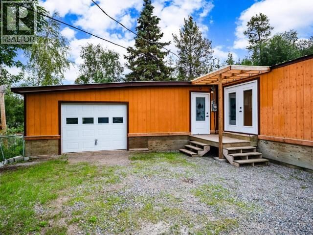 Property Photo:  107-4 Prospector Road  YT Y1A 5G5 