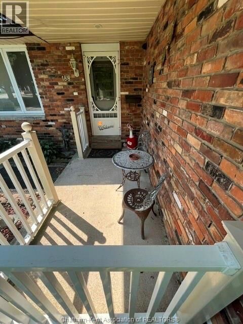 Property Photo:  188 Colborne Street  ON N7M 3M1 