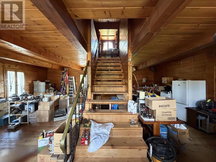 Property Photo: 7 East Grove Cres ON P0T 2W0