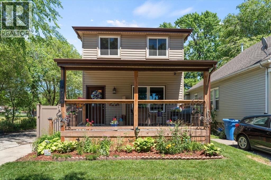 Property Photo: 464 Oak ON N9A 5E6