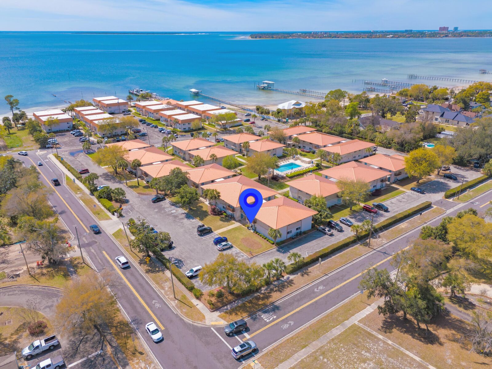 Property Photo: 2100 W Beach Drive Apt D101 FL 32401
