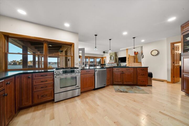 Property Photo: 10575 Konneyaut Trail PA 16316
