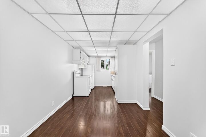 Property Photo: 11447 22 Avenue NW AB T6J 4V8