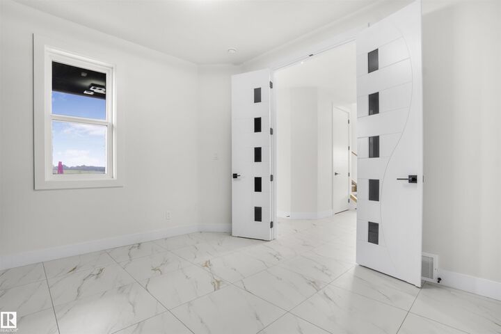 Property Photo: 4004 40 Street AB T4X 3B6