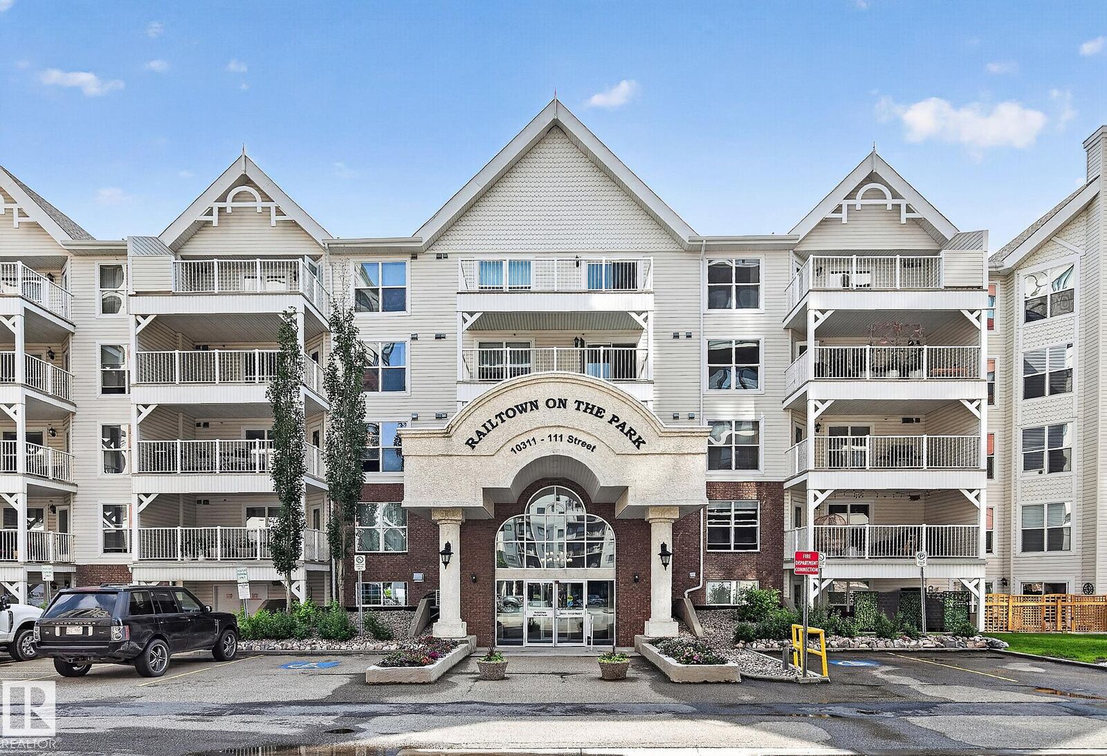 Property Photo:  10311 111 Street NW 417  AB T5K 2Y8 