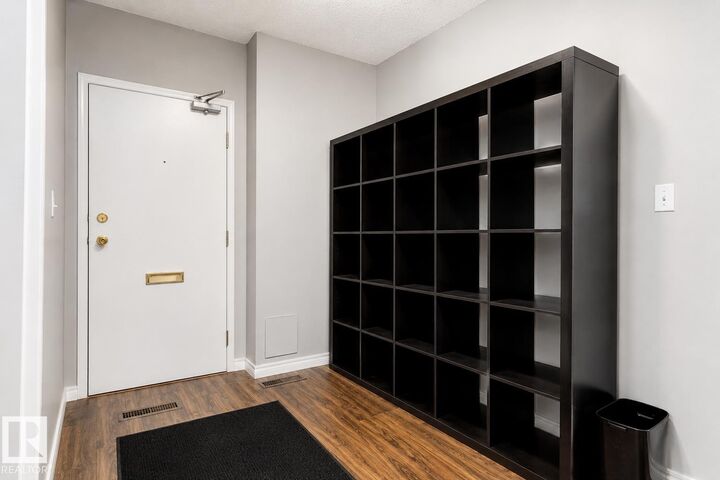 Property Photo: 11007 83 Avenue NW 103 AB T6G 0T9