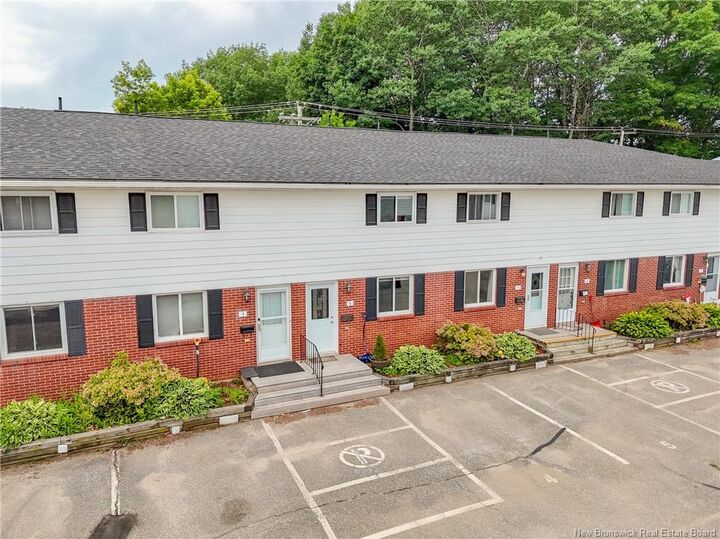 Property Photo: 60 Colwell Drive 4 NB E3A 3R6
