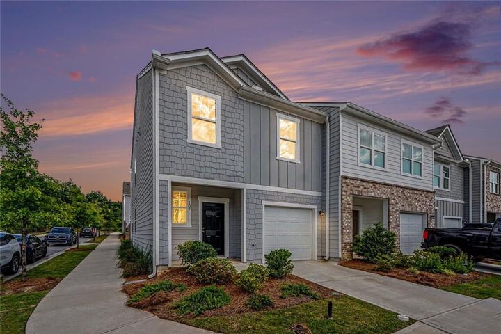 Property Photo: 107 Thetford Way GA 30680