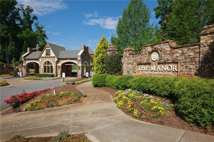 Property Photo:  3635 Cottage Drive  GA 30040 
