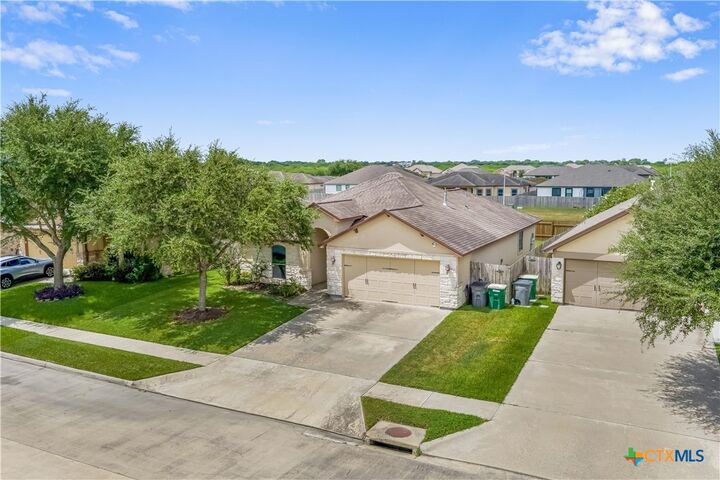 Property Photo:  111 San Polo Court  TX 77904 