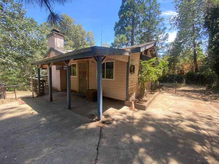 Property Photo: 35995 Sierra Linda Drive CA 93669