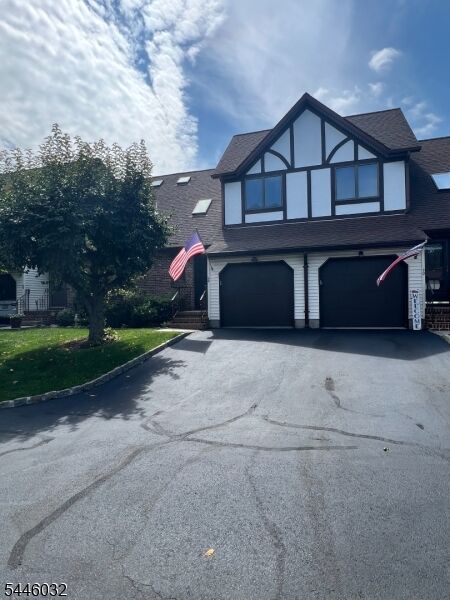 Property Photo:  32 Adler Ct  NJ 07866 