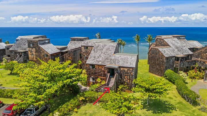 Property Photo:  3700 Kamehameha Rd H5  HI 96722 