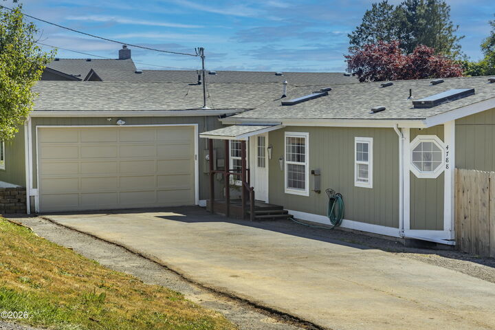Property Photo:  4788 NE Neotsu Drive  OR 97364 
