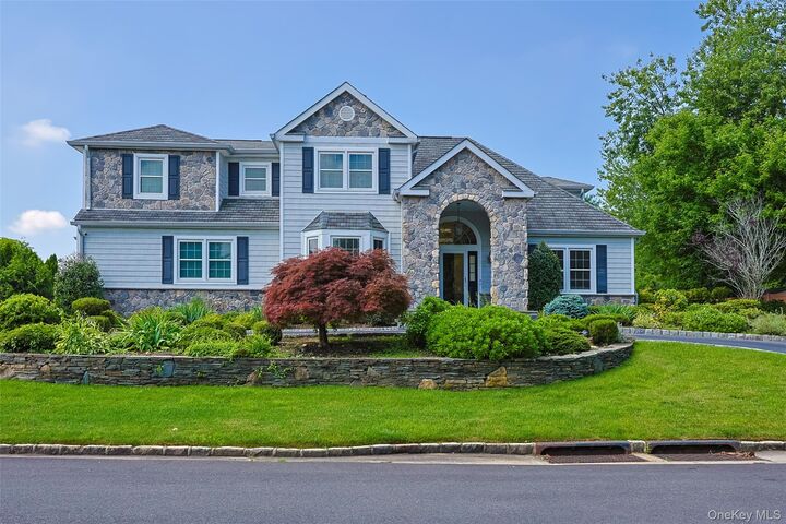 Property Photo:  8 Parkview Drive  NY 11753 