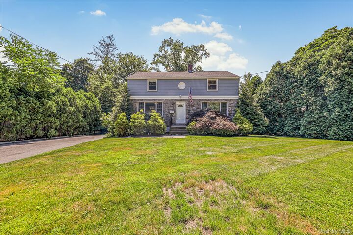 Property Photo:  676 Scarsdale Road  NY 10707 