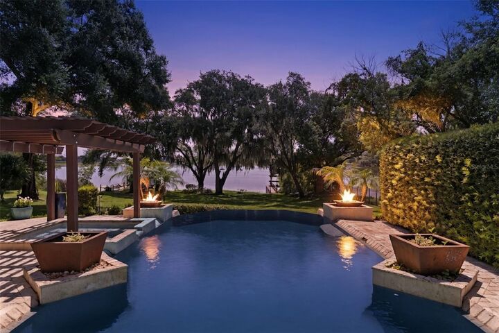 Property Photo: 1629 Hempel Avenue FL 34786