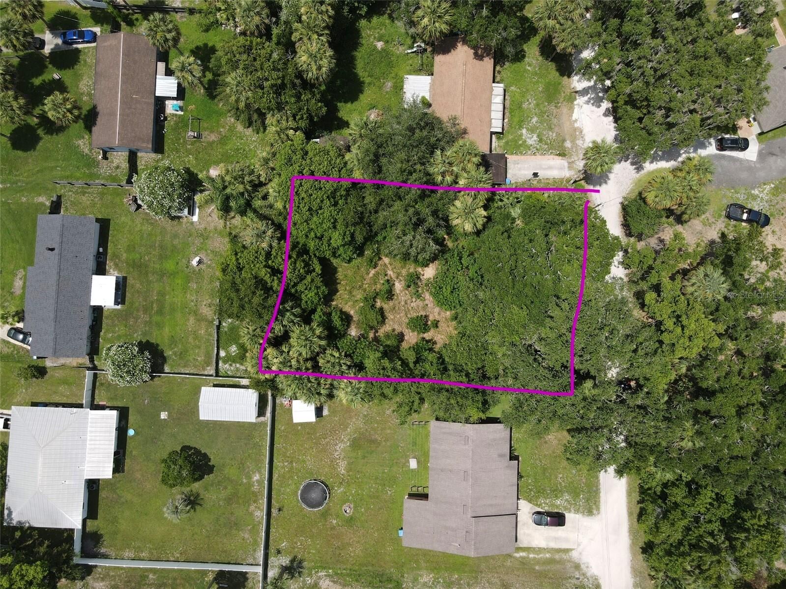 Property Photo: 1622 Palm Street FL 32720