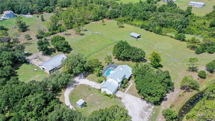 Property Photo: 7108 229th Street E FL 34211