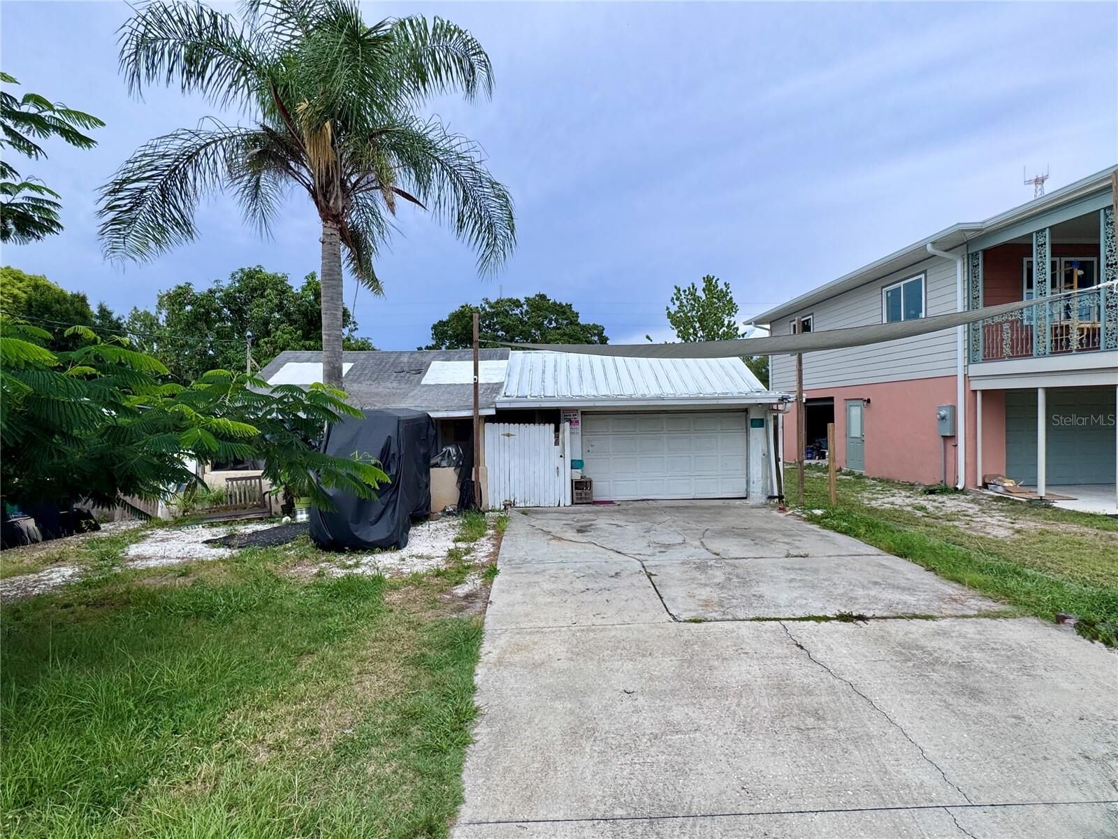 Property Photo: 1925 Chenango Avenue FL 33755
