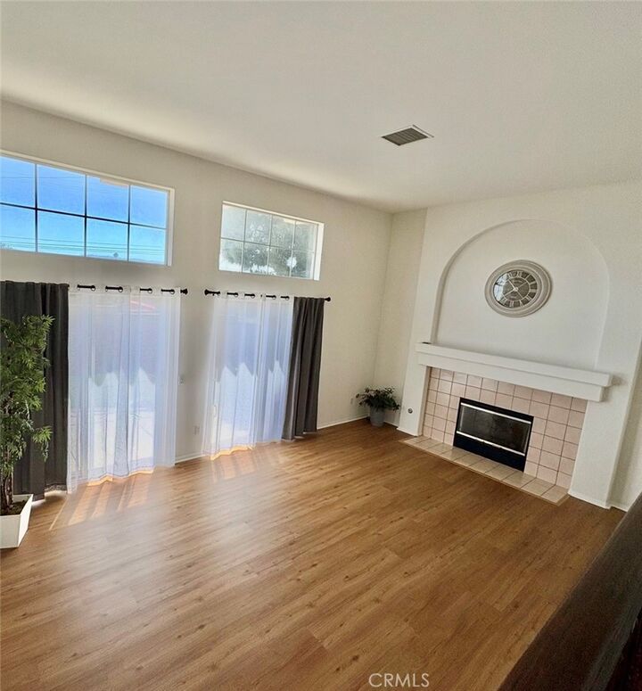 Property Photo:  2768 Border  CA 90501 