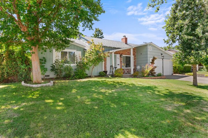 Property Photo: 2225 Landon Lane CA 95825