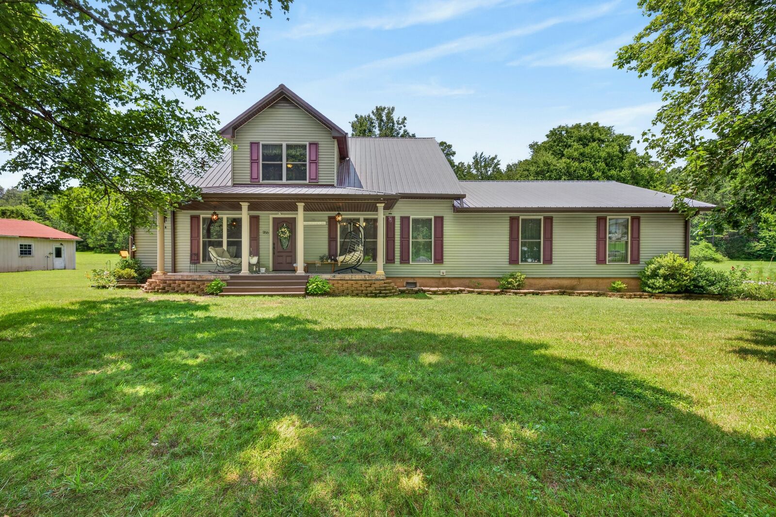 Property Photo: 255 Sandy Rd TN 37058