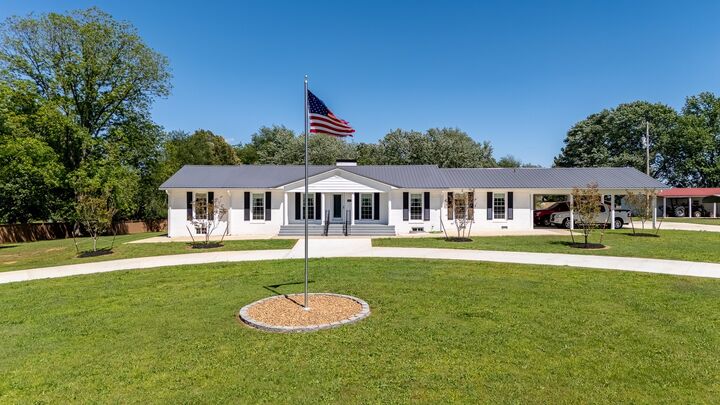 Property Photo: 1448 Baker Ln TN 38464