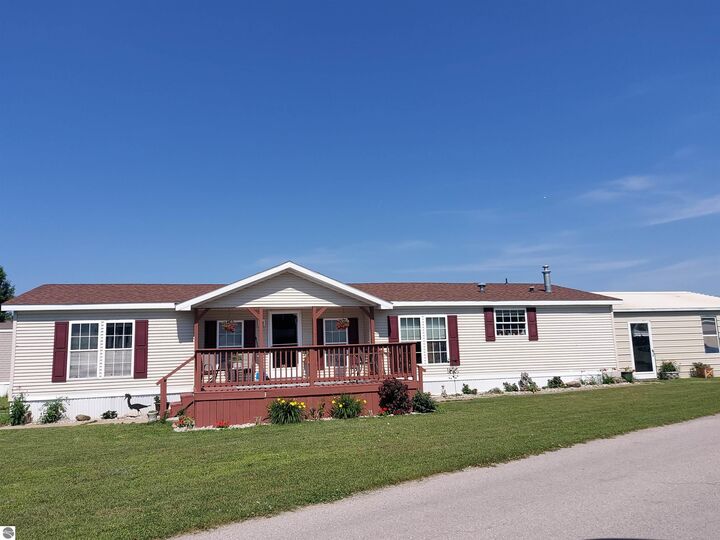 Property Photo: 4627 Violet Lane MI 49685