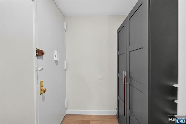 Property Photo:  300 Winston L22  NJ 07010 