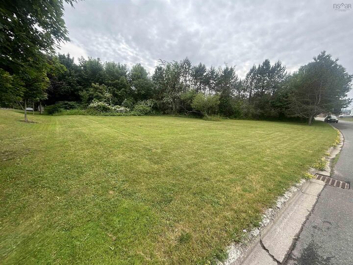 Property Photo:  67 The Heights  NS B2G 1K4 