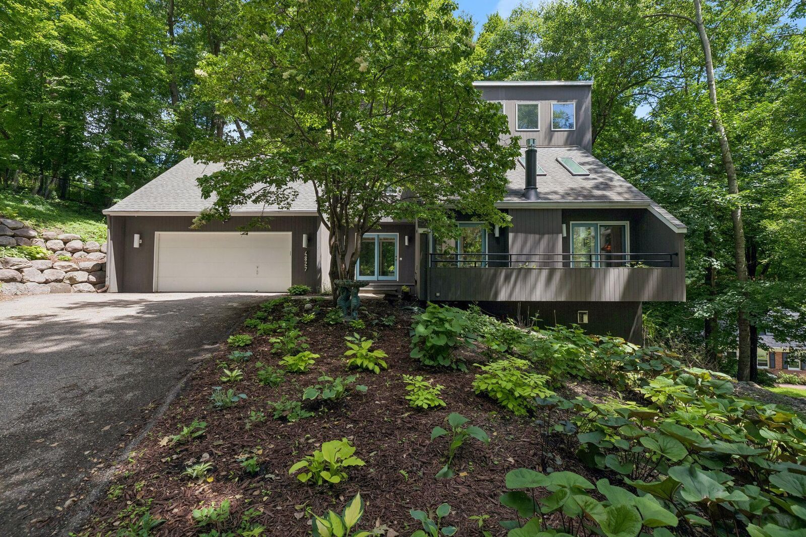 Property Photo:  4827 Lamplighters Lane  MN 55345 