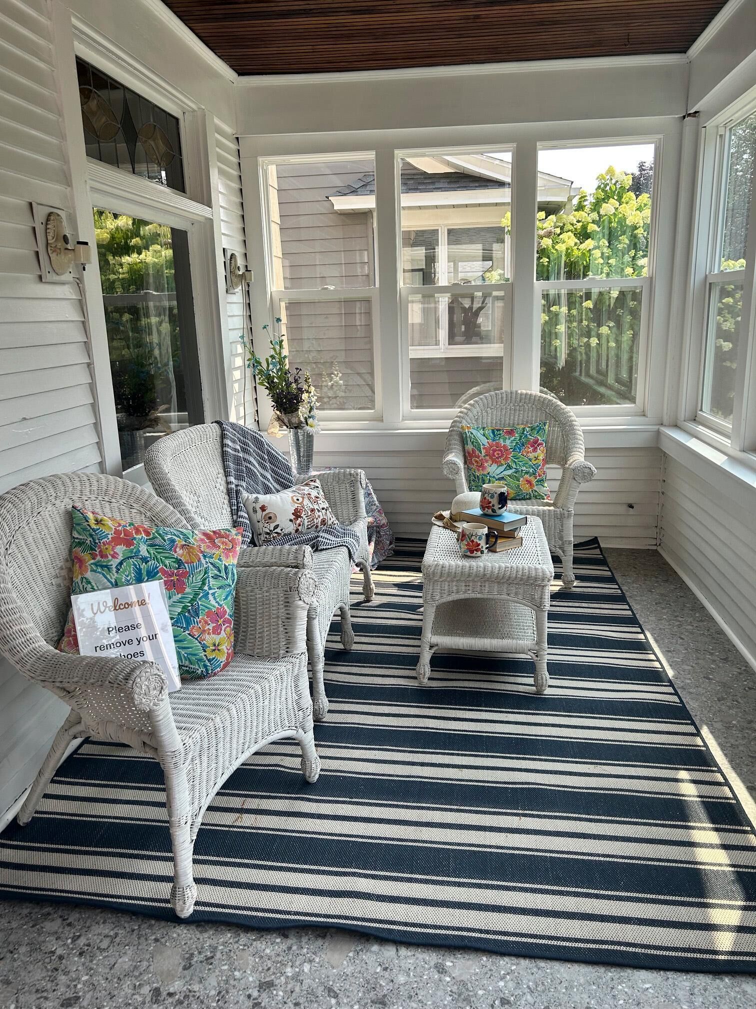 Property Photo:  1263 Minnehaha Avenue W  MN 55104 