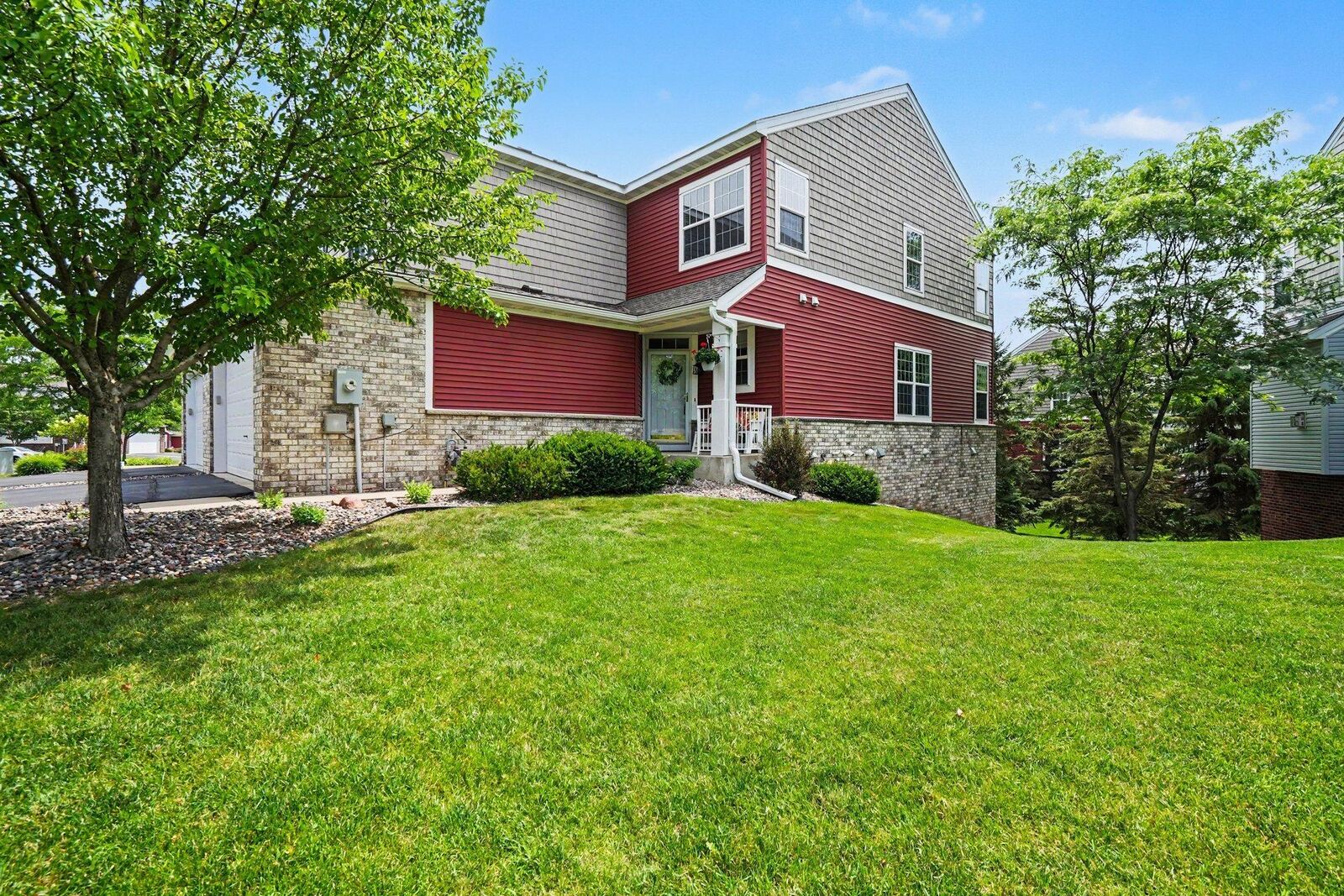 Property Photo: 18085 Kindred Court MN 55044