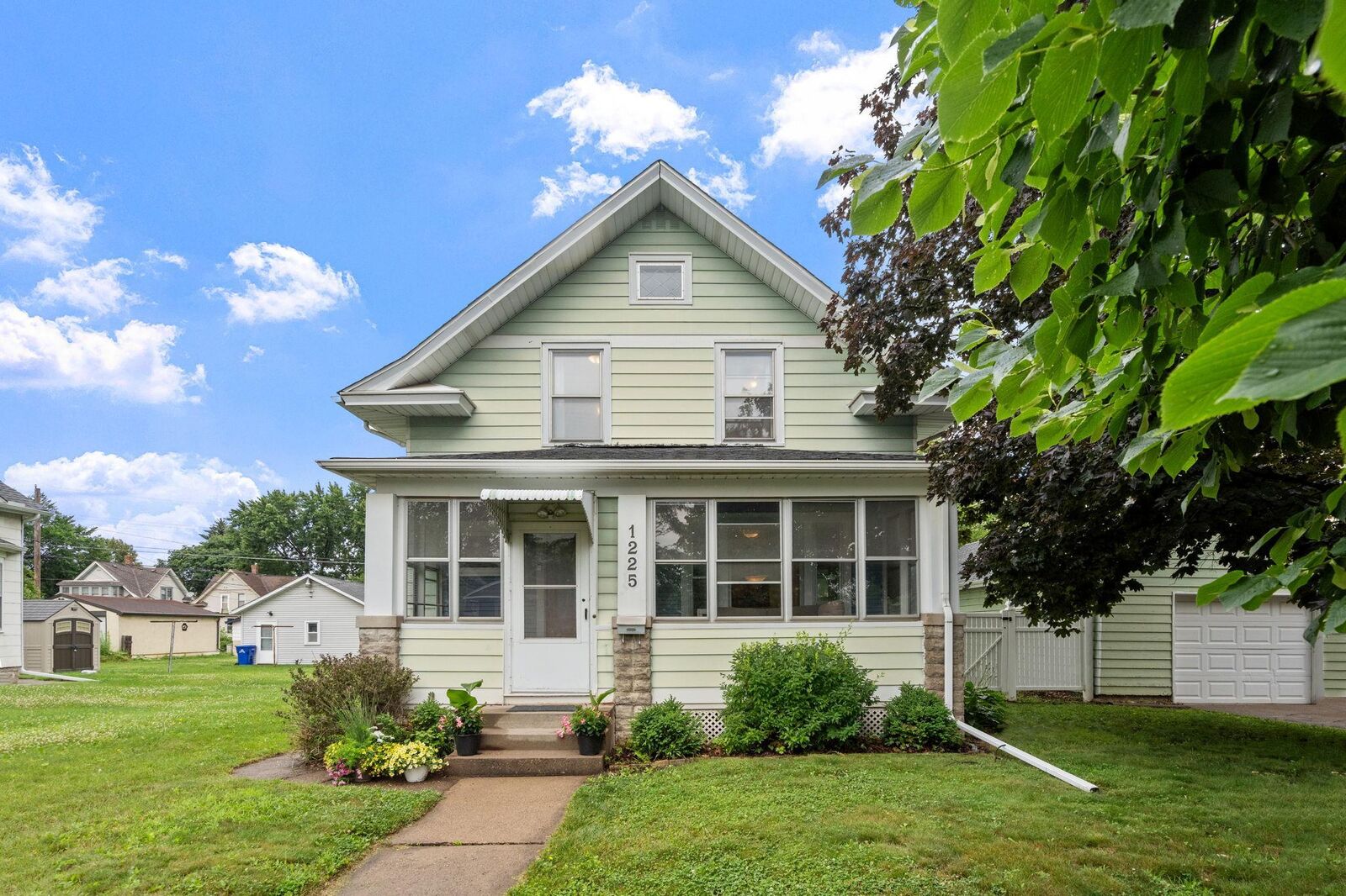Property Photo:  1225 6th Street E  MN 55106 